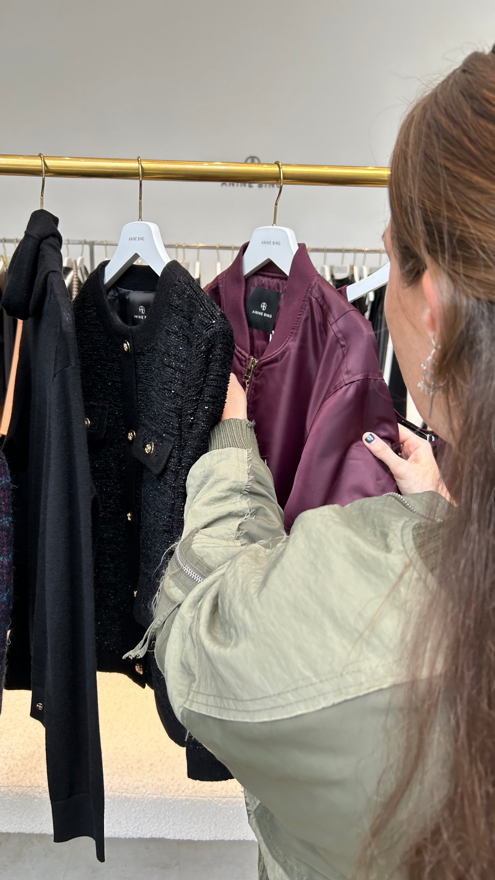 Cassandra Elizabeth is a Toronto-based image consultant and clothing stylist specializing in personalized style, quiet luxury brands, and creating micro and minimal wardrobes through expert styling clothing services.